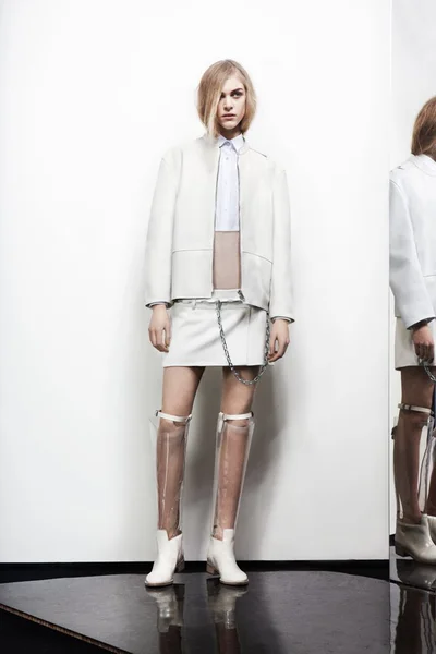 Look 4